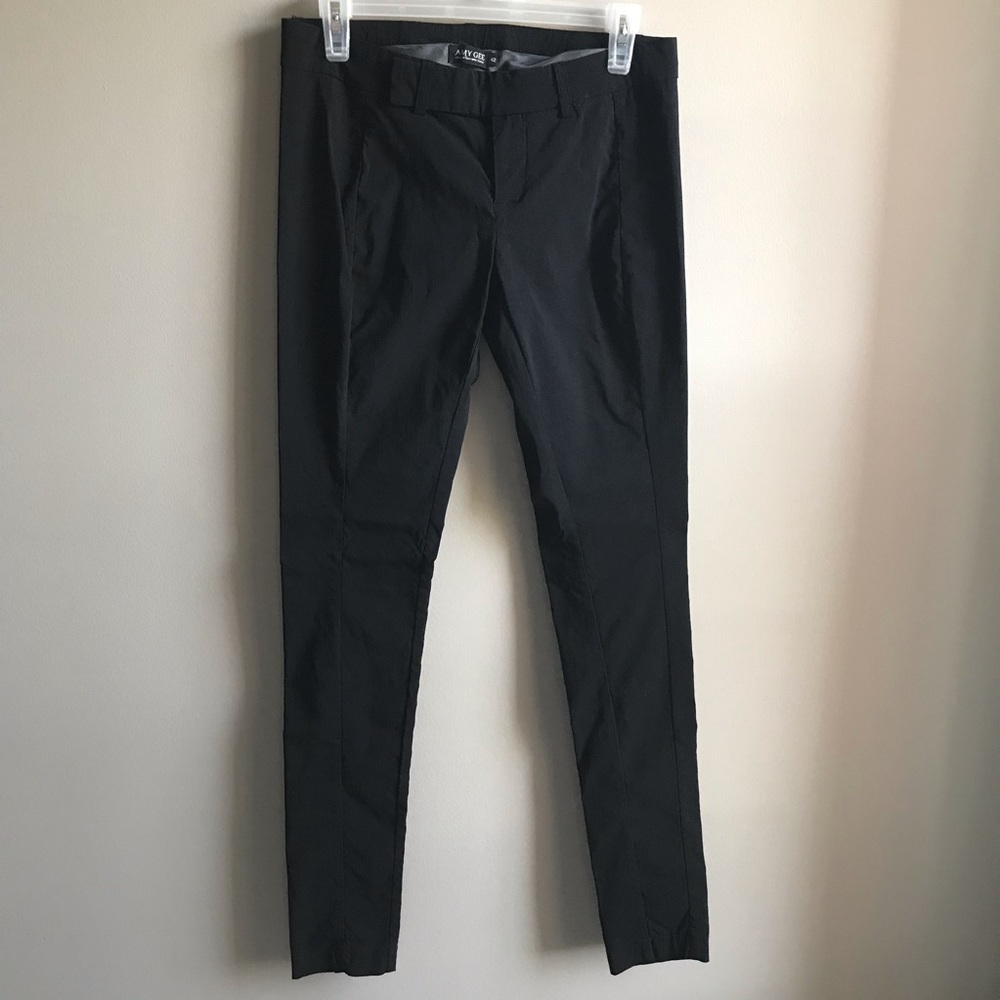 AMY GEE Black Dress Pants Stretch Skinny Sz 42.